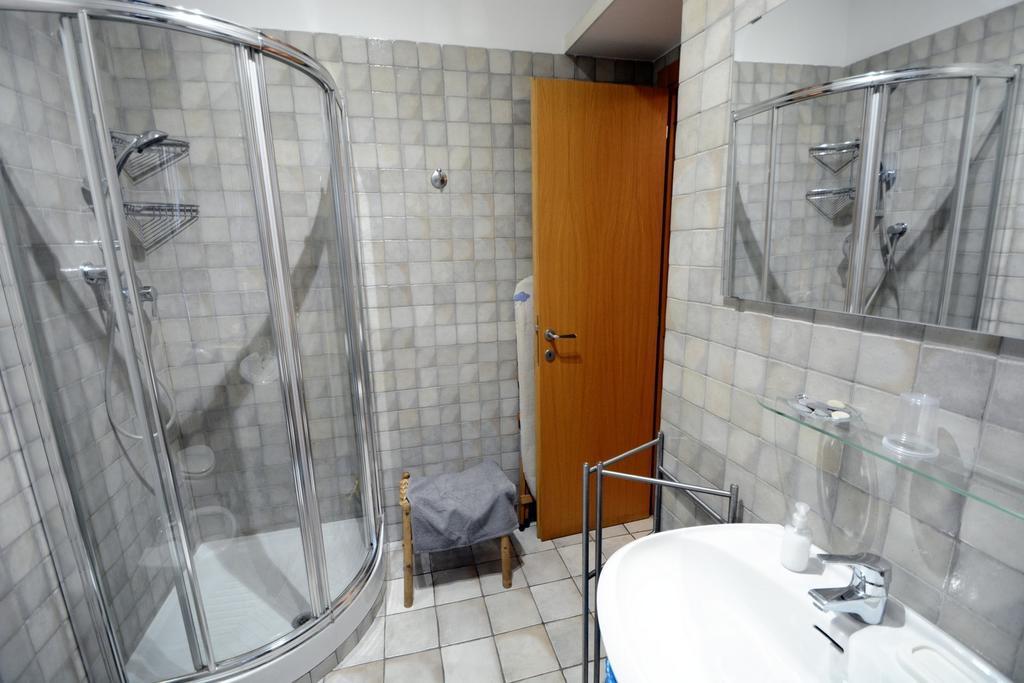 We Love It - Bestbnb Garbatella Рим Екстериор снимка
