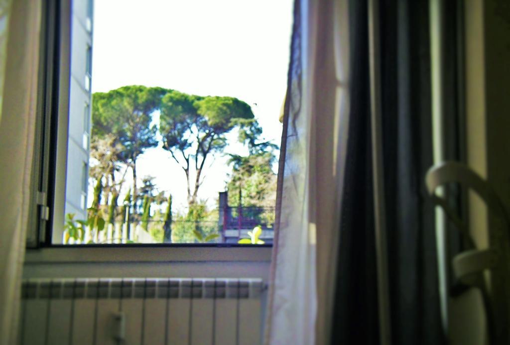 We Love It - Bestbnb Garbatella Рим Екстериор снимка