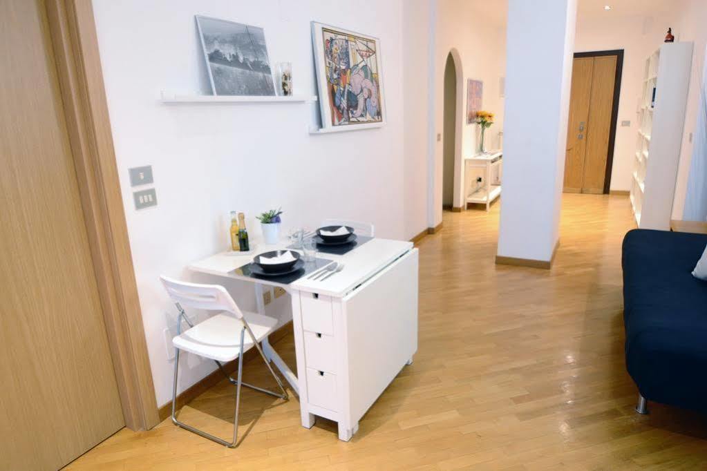 We Love It - Bestbnb Garbatella Рим Екстериор снимка